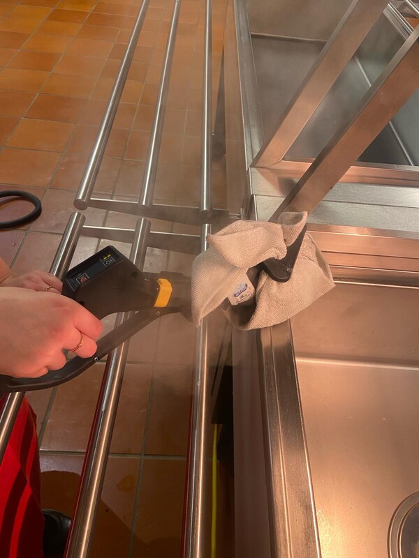 Bild 13 LLA Rotholz Wasser im Schulalltag