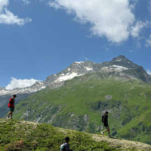 Chinesische Schülergruppe beim Wandern im Kaprunertal © Ying Jiang