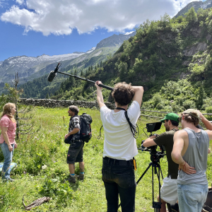 Medienstipendanten bei Aufnahmen rund um die Hofrat-Keller-Huette © Filmproduktionen ELISE